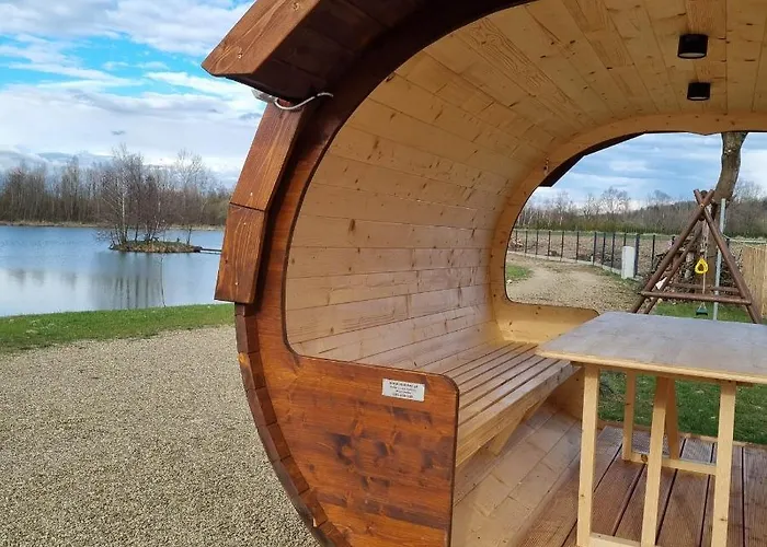 וילה Wy_spa_podolany גדאו